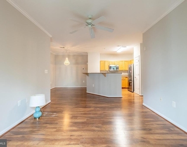 5142 Brittney Elyse Circle - Photo Thumbnail 3
