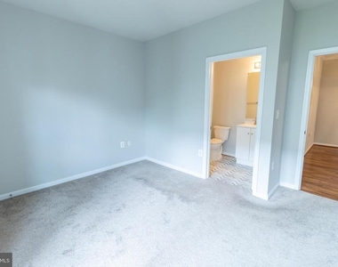 5142 Brittney Elyse Circle - Photo Thumbnail 18