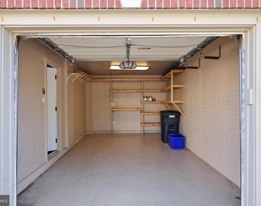 5504 Sacramento Mews Place - Photo Thumbnail 33