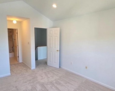 2545 Logan Wood Drive - Photo Thumbnail 12