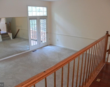 7034 Darby Towne Court - Photo Thumbnail 13