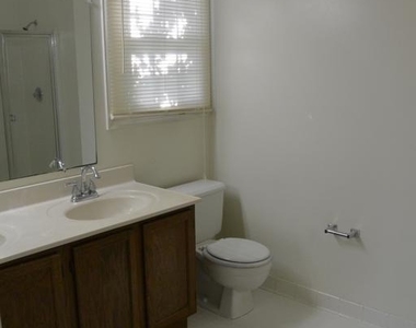 7034 Darby Towne Court - Photo Thumbnail 20