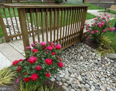 3003 Nicosh Circle - Photo Thumbnail 33