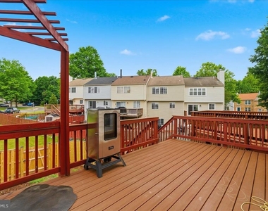 13937 Middle Creek Place - Photo Thumbnail 13