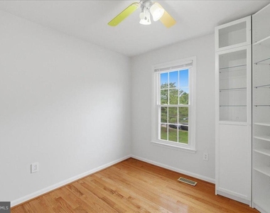 13937 Middle Creek Place - Photo Thumbnail 22