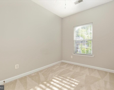 7579 Great Swan Court - Photo Thumbnail 24
