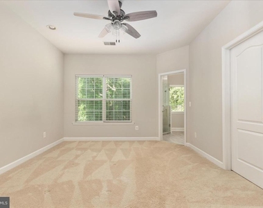 7579 Great Swan Court - Photo Thumbnail 18