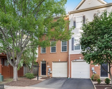 7579 Great Swan Court - Photo Thumbnail 32