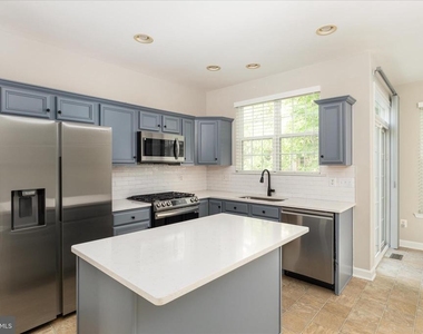 7579 Great Swan Court - Photo Thumbnail 3