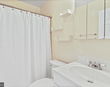 9553 Cherry Oak Court - Photo Thumbnail 32