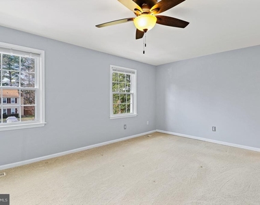9553 Cherry Oak Court - Photo Thumbnail 28
