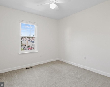 3146 Valentino Court - Photo Thumbnail 16