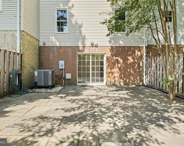 3146 Valentino Court - Photo Thumbnail 25