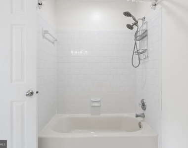 3146 Valentino Court - Photo Thumbnail 17