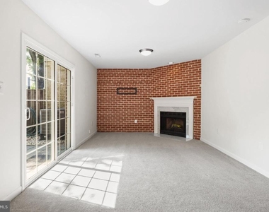 3146 Valentino Court - Photo Thumbnail 20