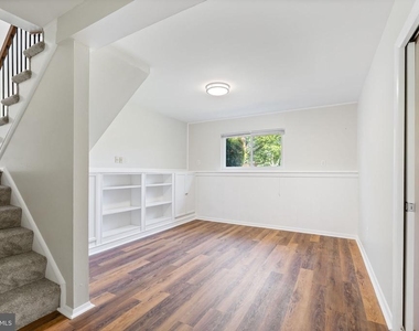 6610 Bowie Drive - Photo Thumbnail 24