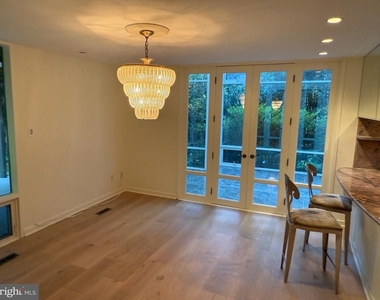 2111 Mason Hill Drive - Photo Thumbnail 11