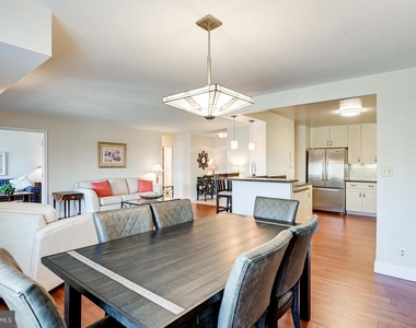 8340 Greensboro Drive - Photo Thumbnail 20