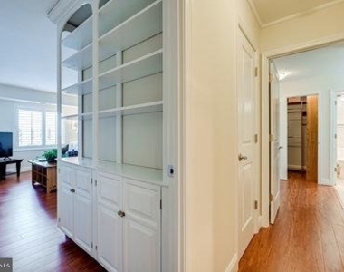 8340 Greensboro Drive - Photo Thumbnail 21