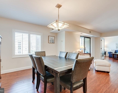8340 Greensboro Drive - Photo Thumbnail 19