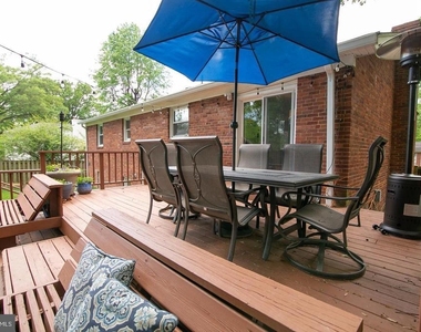 8411 Morey Lane - Photo Thumbnail 20