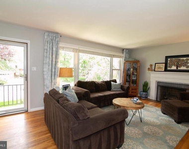 8411 Morey Lane - Photo Thumbnail 26