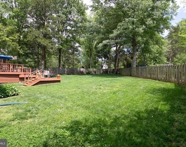 8411 Morey Lane - Photo Thumbnail 13