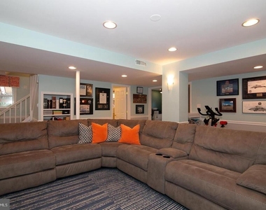 8411 Morey Lane - Photo Thumbnail 54