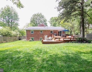 8411 Morey Lane - Photo Thumbnail 8