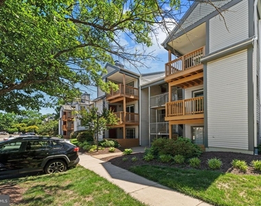 6901 Victoria Drive - Photo Thumbnail 1