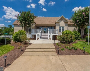 6901 Victoria Drive - Photo Thumbnail 33