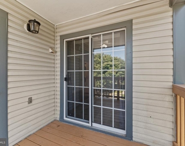 6901 Victoria Drive - Photo Thumbnail 25