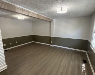 14105 Honey Hill Court - Photo Thumbnail 3