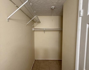 14105 Honey Hill Court - Photo Thumbnail 20
