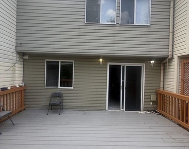 14105 Honey Hill Court - Photo Thumbnail 23