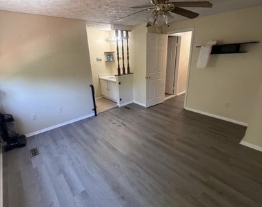 14105 Honey Hill Court - Photo Thumbnail 16