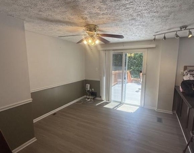 14105 Honey Hill Court - Photo Thumbnail 4