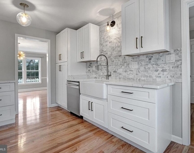108 Oakmont Court Ne - Photo Thumbnail 11