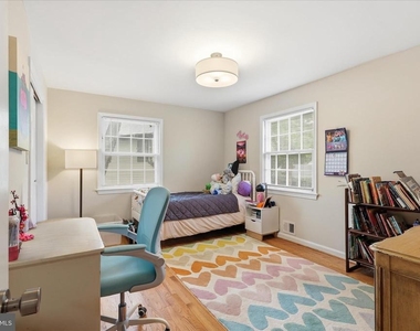108 Oakmont Court Ne - Photo Thumbnail 21