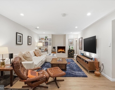 108 Oakmont Court Ne - Photo Thumbnail 22