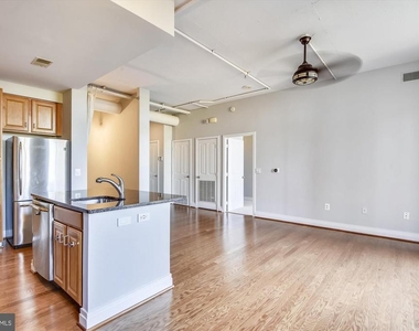 4480 Market Commons Drive - Photo Thumbnail 6