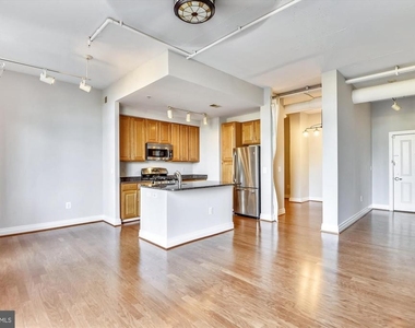4480 Market Commons Drive - Photo Thumbnail 3