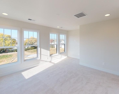 8665 Anderson Avenue - Photo Thumbnail 12