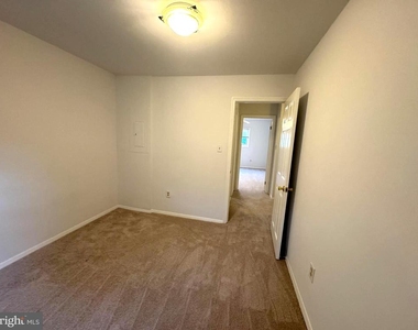 11109 Littlebrook Lane - Photo Thumbnail 15