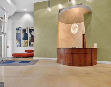 444 Broad Street - Photo Thumbnail 1