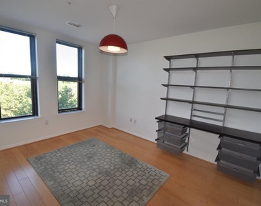 444 Broad Street - Photo Thumbnail 23
