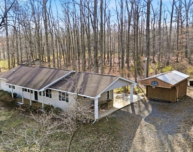 1330 Jason Lane - Photo Thumbnail 7