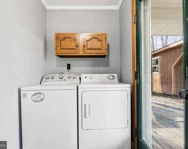 1330 Jason Lane - Photo Thumbnail 21