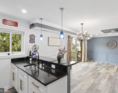 3320 S 28th Street - Photo Thumbnail 7