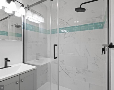 3320 S 28th Street - Photo Thumbnail 17